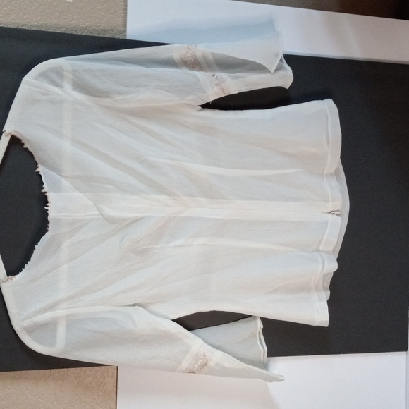 Sifa Fashion Vtg Ivory Sheer Top - Picture 7 of 9